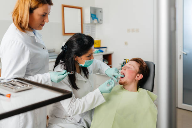Best Emergency Denture Repair in Elmwood Park, IL